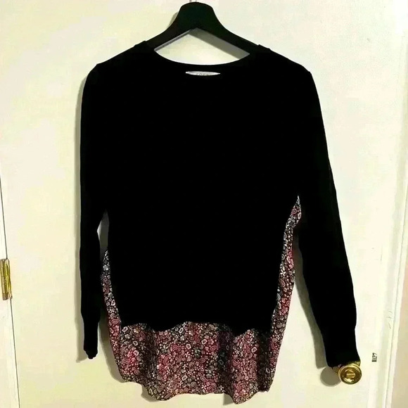 LOFT Floral/Paisley Top - Picture 1 of 4